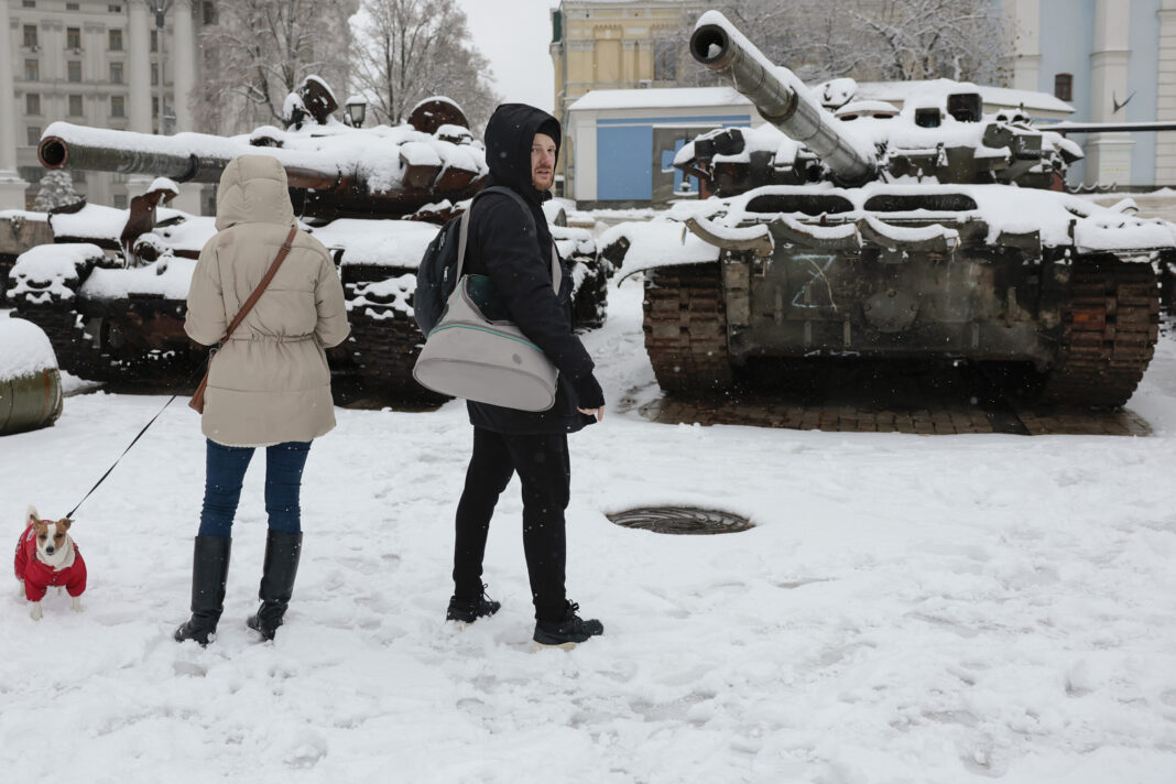 ウクライナでの冬戦争は「明らかに困難なものになる」。ゼレンスキー
