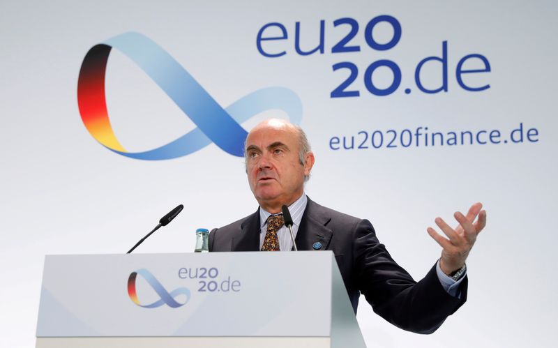 ECB’s de Guindos says changing inflation goal will hurt credibility