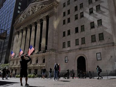 今日の株式市場ウォール街、利益とインフレに関する明るい報道を受けて上昇を再開
