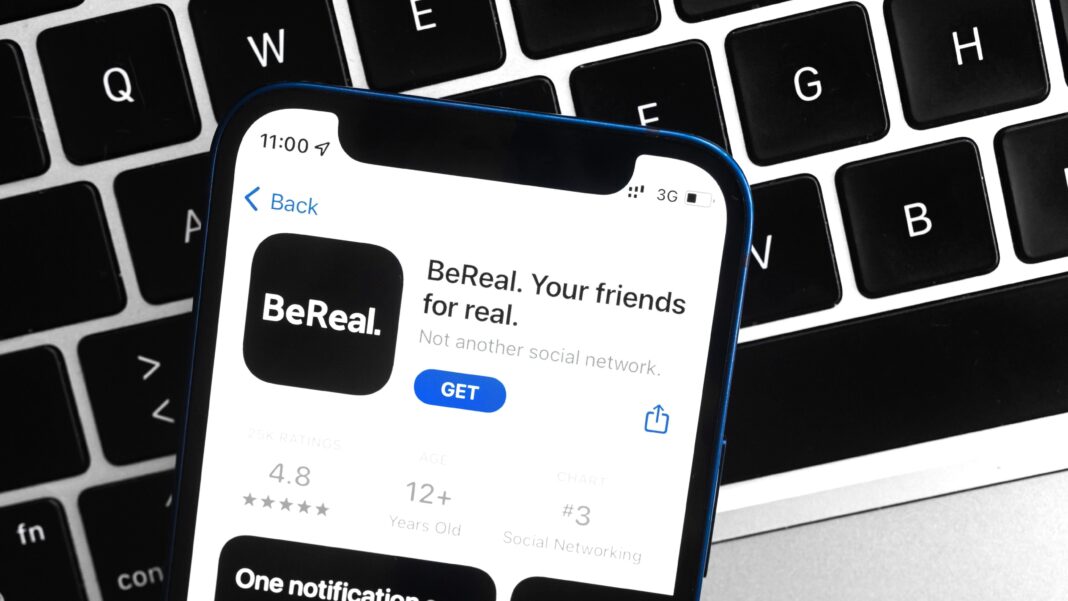 BeReal、セレブリティにプラットフォームに参加してもらい、再び関連性を持たせようとしている