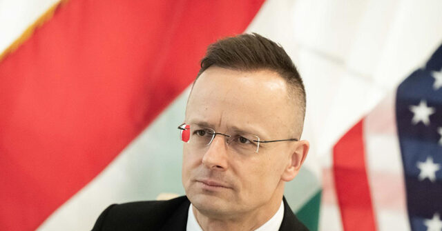 Exclusive – ハンガリー外相：トランプ大統領は世界の「平和と安定」の「新世界秩序」を確実にする