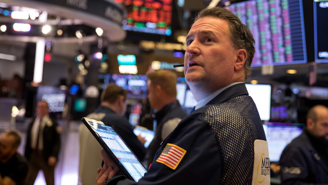 今日の株式市場：パウエル議長が利上げを見送り、株価は上昇。