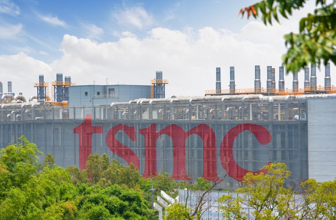 TSMC、台湾南部にさらに2つのチップ工場を建設へ