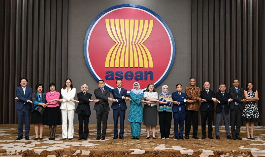 ASEAN、KLサミットで米中貿易摩擦に対処へ