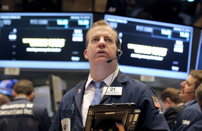 S&P500はほぼ横ばいで終了、パウエルFRB議長の講演後に上げ幅を戻す