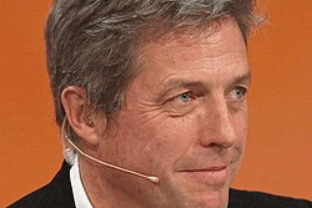 ヒュー・グラントがウィンブルドン2025でスポットライトを浴びる。