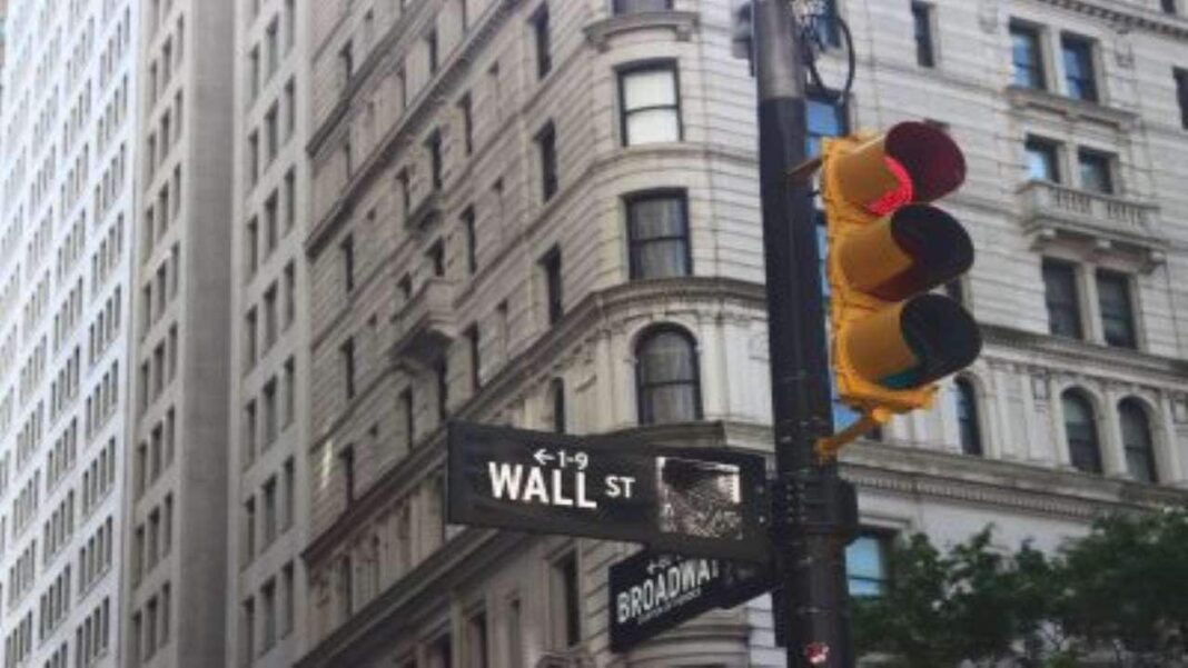 米国株式市場ライブアップデート：S&P500とナスダックの終値が過去最高を更新し、株価先物はじりじりと上昇