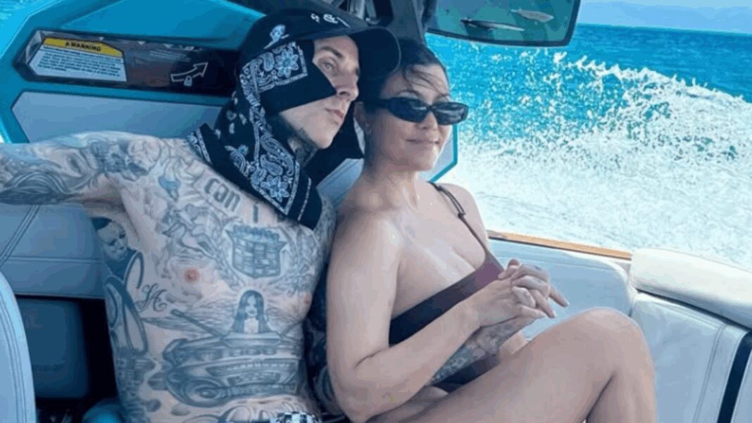 トラヴィス・バーカー、コートニー・カーダシアンと娘の年齢の女性との浮気を告発される